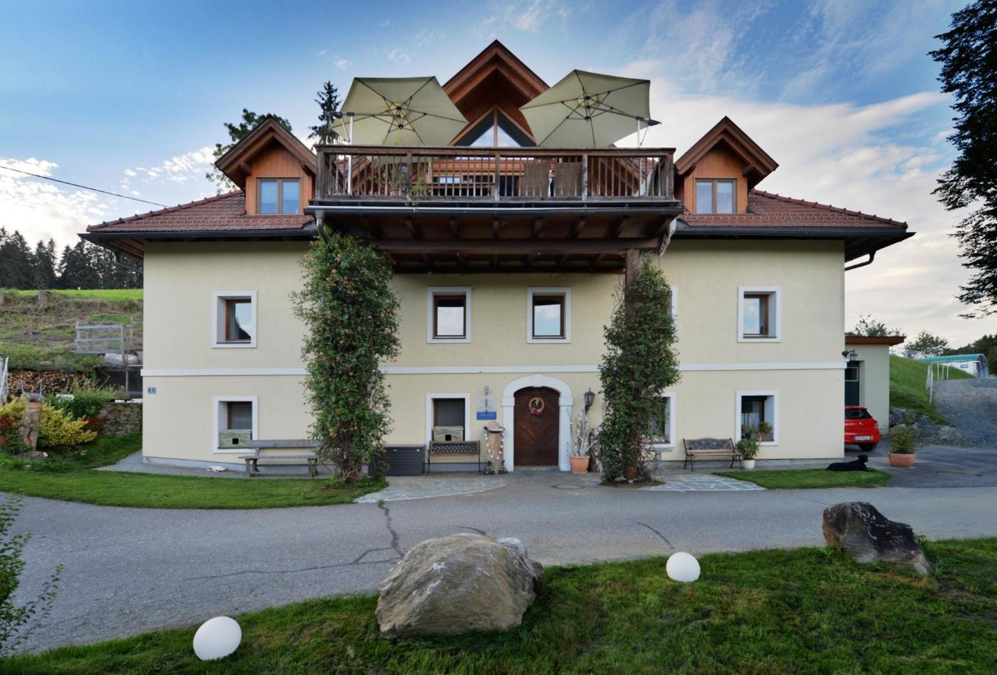Little Farm Apartments Фельдкирхен  Экстерьер фото